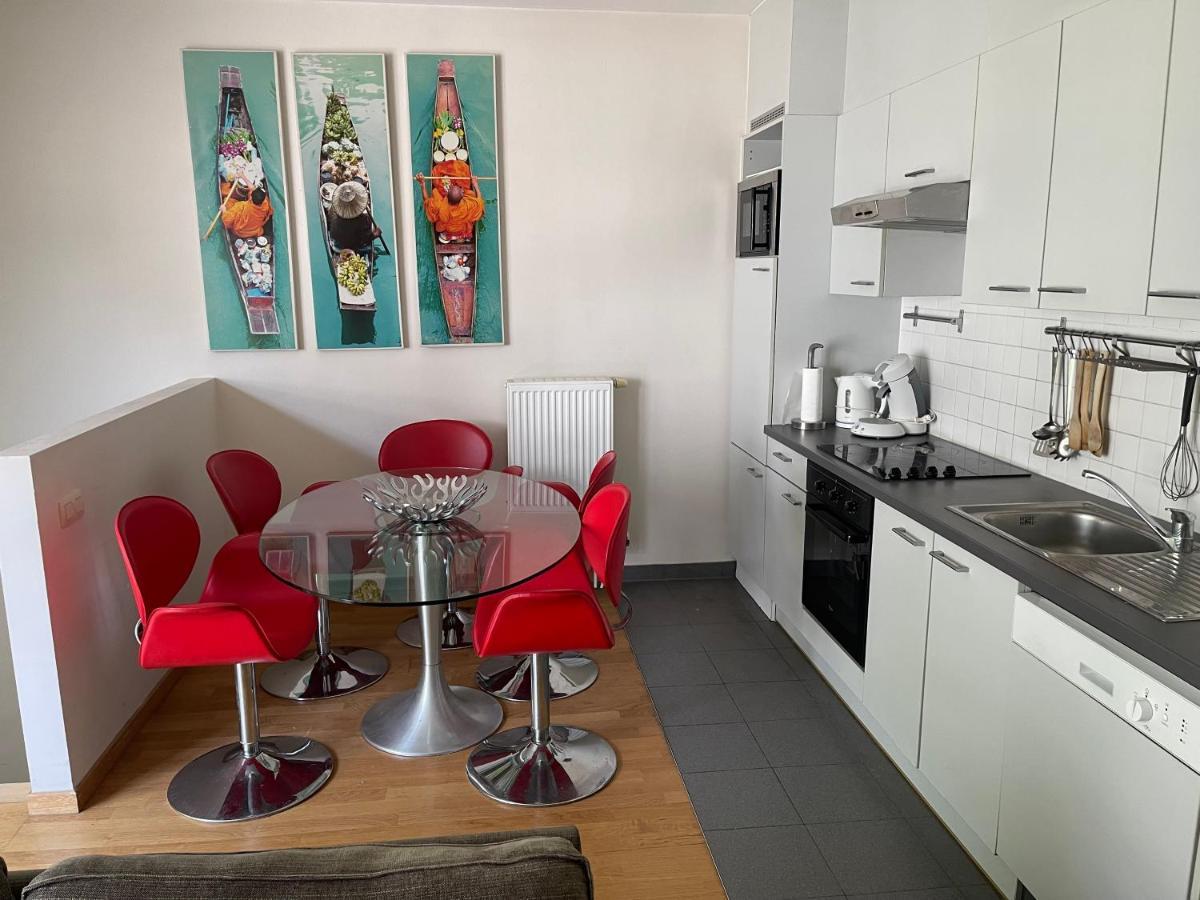 Duplex Tres Agreable Et Tres Calme Lejlighed Bruxelles Eksteriør billede