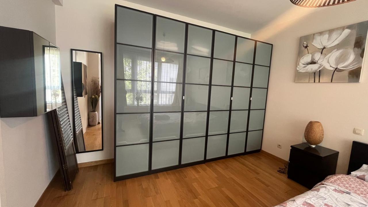 Duplex Tres Agreable Et Tres Calme Lejlighed Bruxelles Eksteriør billede